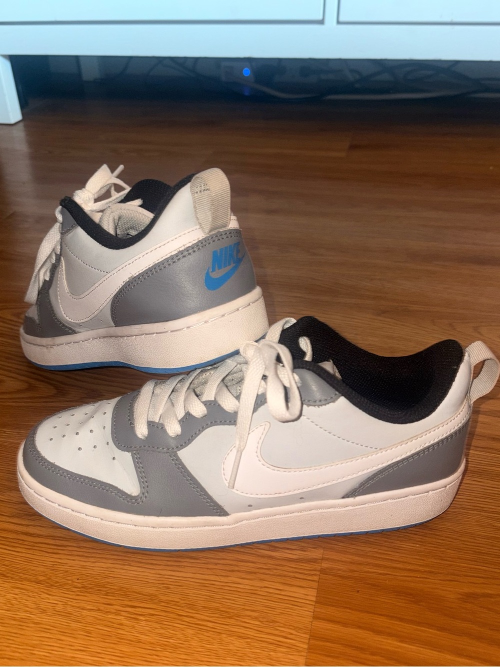 Nike Court Borough Low 2 SE GS 'Pure Platinum Photo Blue'. Youth sz 6